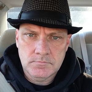 Meet your Posher, Charles